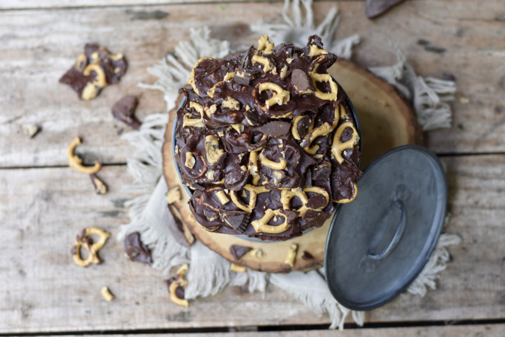 How to Make Chocolate Peanut Butter Grain Free Pretzel Bark in a tin bowl.