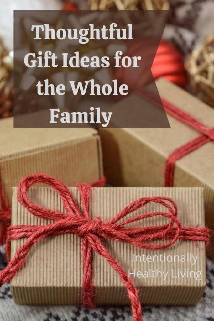 Healthy Lifestyle Holiday Gift Guide #christmas #holidays #family #shopping #natural #practicalgifts #fitness #gardening #celebration #giftsforhim #giftsforher 